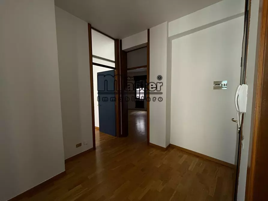 Immagine 22 di Ufficio in affitto  in corso del popolo 44 a Treviso