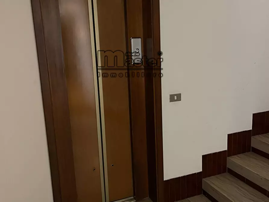 Immagine 25 di Ufficio in affitto  in corso del popolo 44 a Treviso