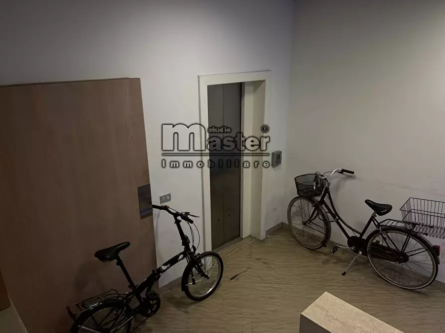 Immagine 27 di Ufficio in affitto  in corso del popolo 44 a Treviso