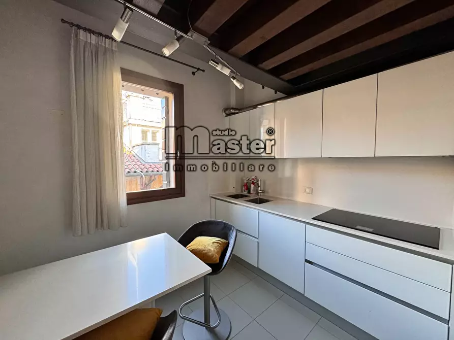 Immagine 6 di Appartamento in affitto  in PIAZZA PIO X a Treviso
