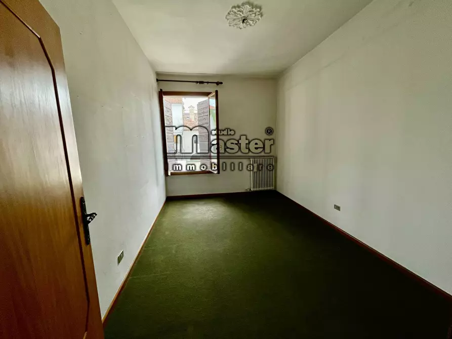 Immagine 10 di Appartamento in vendita  in ISOLA PESCHERIA a Treviso