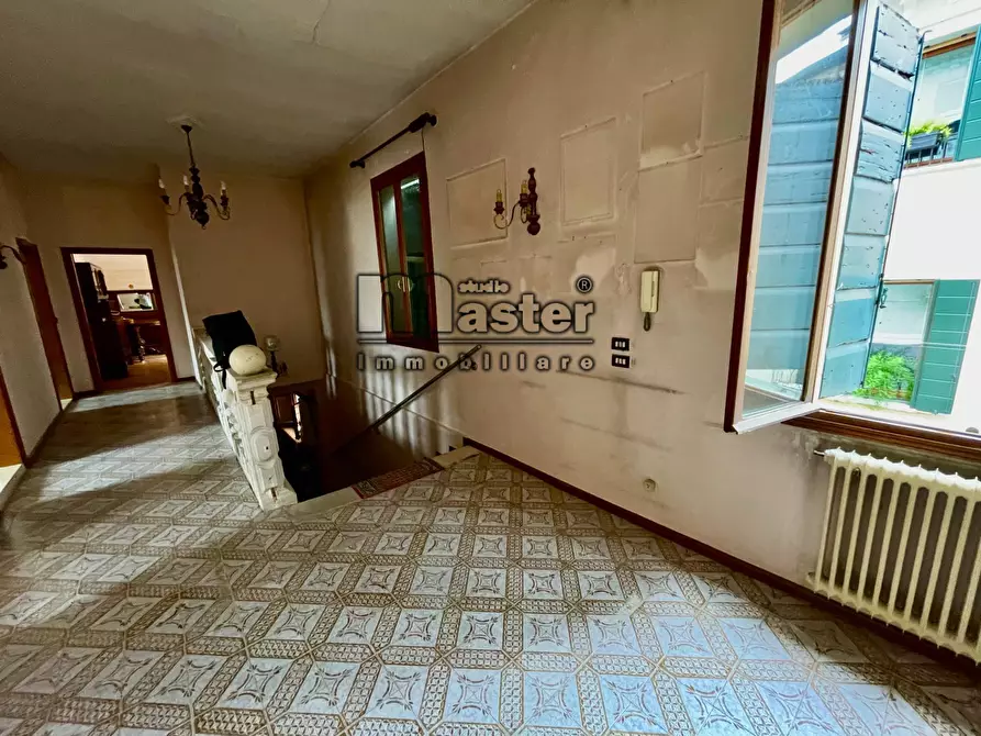 Immagine 12 di Appartamento in vendita  in ISOLA PESCHERIA a Treviso