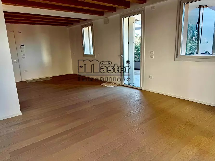 Immagine 6 di Appartamento in vendita  in viale luzzatti a Treviso
