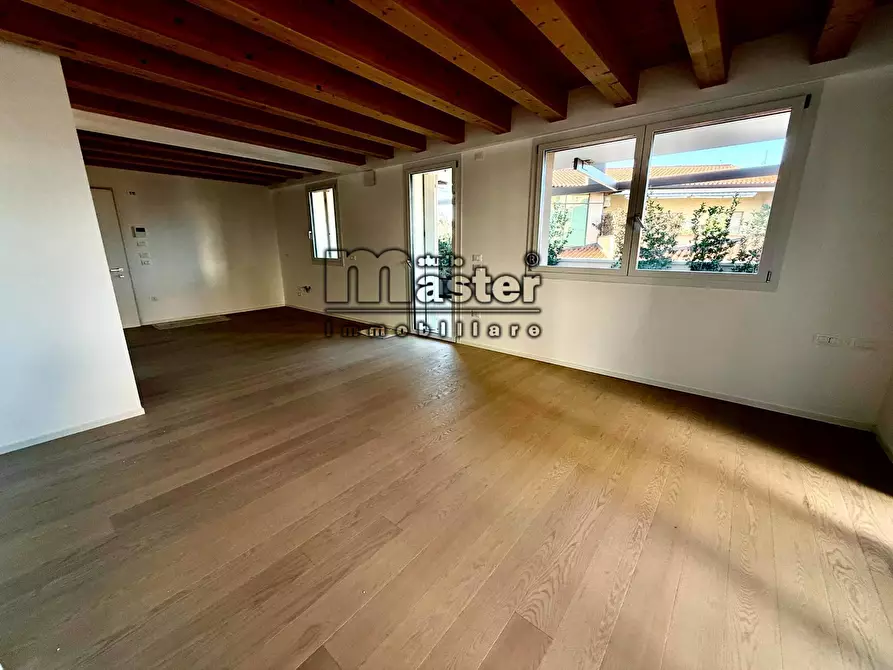 Immagine 12 di Appartamento in vendita  in viale luzzatti a Treviso