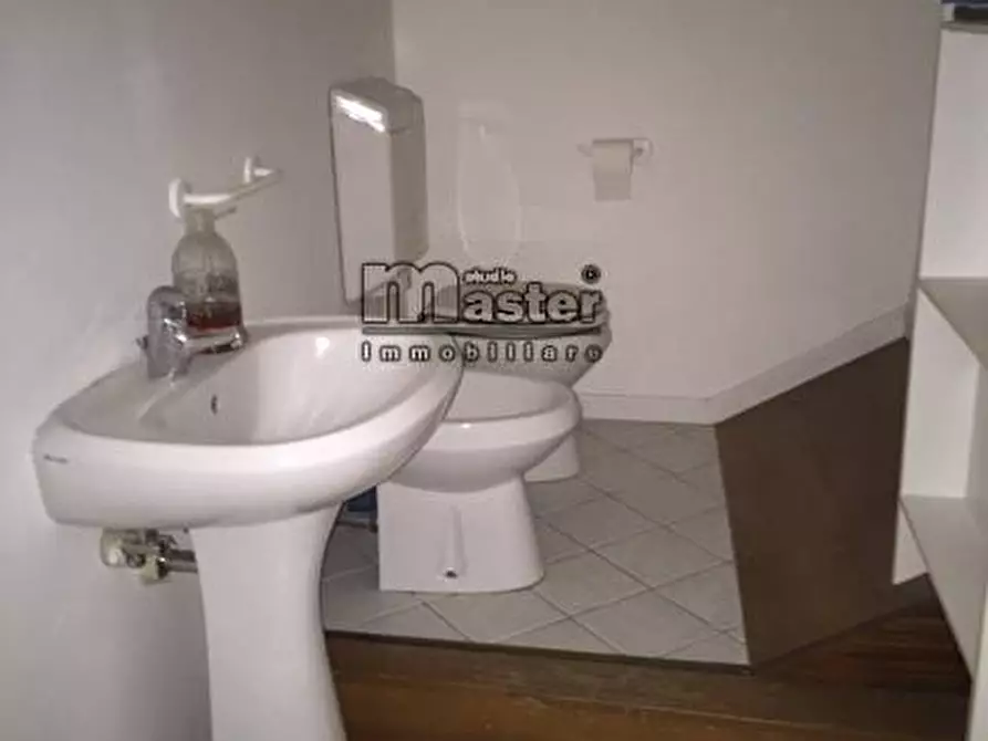 Immagine 6 di Ufficio in affitto  in PIAZZA DUOMO a Treviso