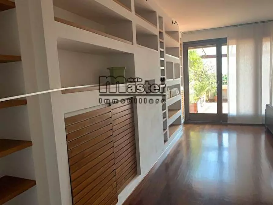 Immagine 8 di Attico in vendita  in via santa bona a Treviso