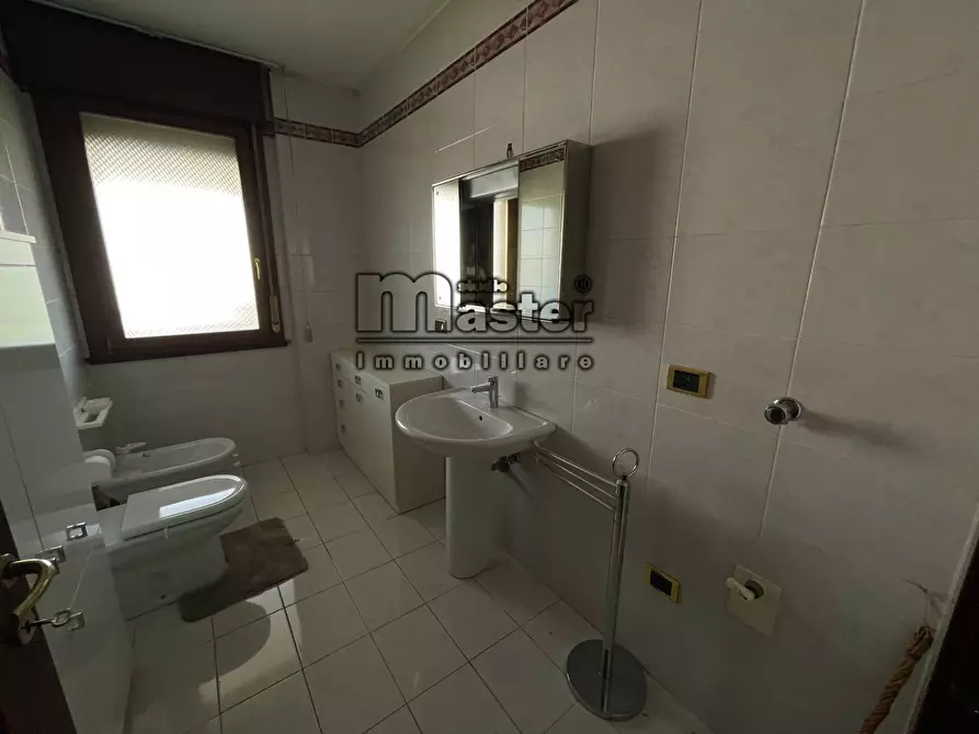 Immagine 13 di Attico in vendita  in viale fratelli bandiera a Treviso