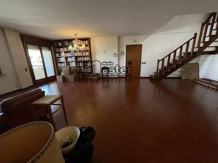 Immagine 1 di Attico in vendita  in viale fratelli bandiera a Treviso