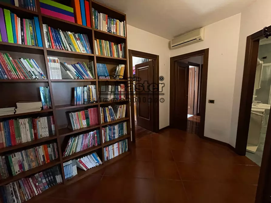 Immagine 15 di Attico in vendita  in viale fratelli bandiera a Treviso