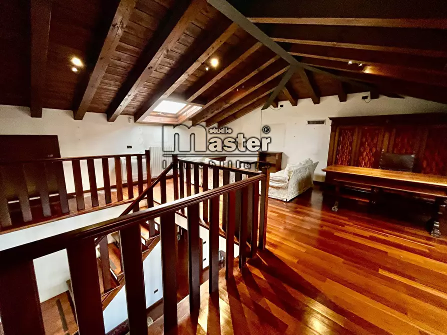 Immagine 22 di Attico in vendita  in viale fratelli bandiera a Treviso