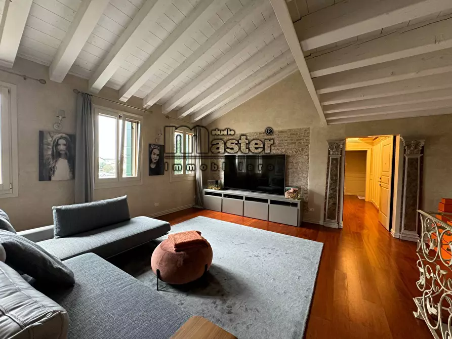 Immagine 10 di Villa in affitto  in Via Sant'Angelo a Treviso