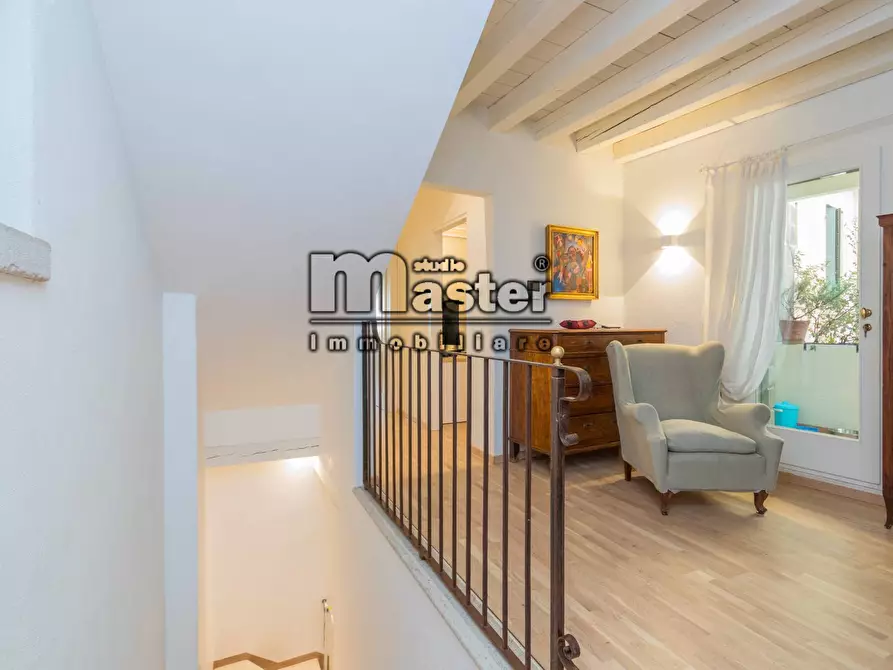 Immagine 5 di Palazzo in vendita  in piazza pio x a Treviso