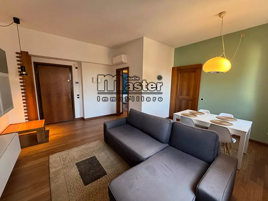 Immagine 1 di Appartamento in affitto  in Viale Cesare Battisti a Treviso