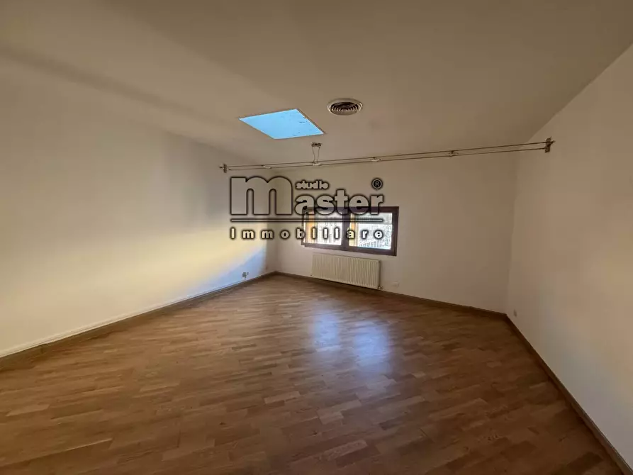 Immagine 7 di Ufficio in affitto  in corso del popolo a Treviso