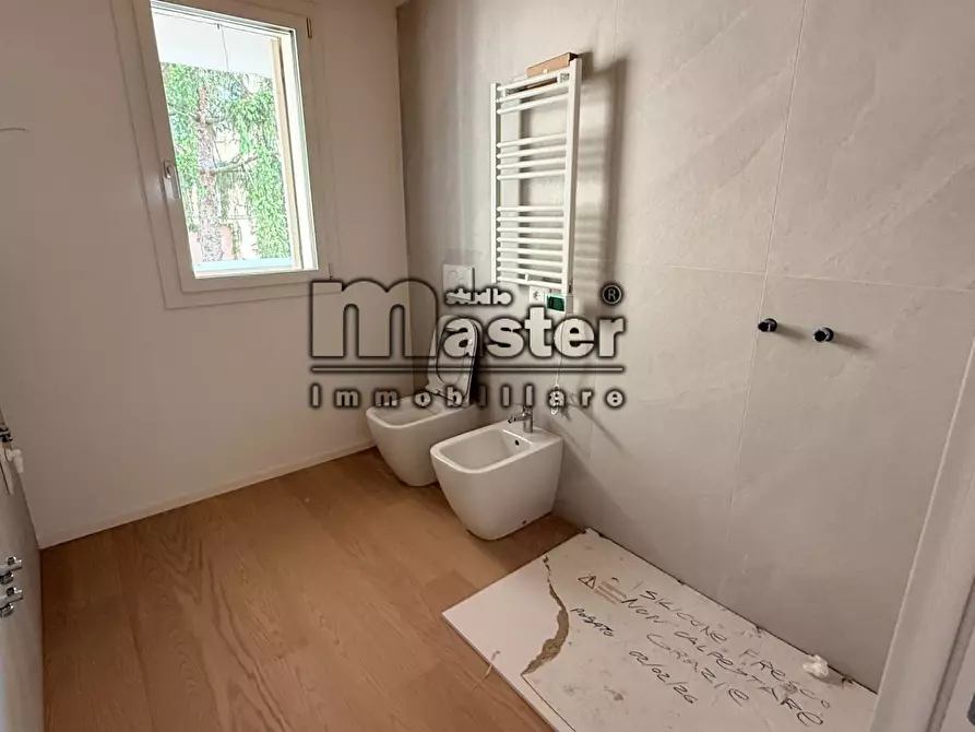 Immagine 5 di Appartamento in vendita  in viale luzzatti a Treviso