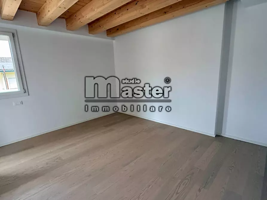 Immagine 6 di Appartamento in vendita  in viale luzzatti a Treviso