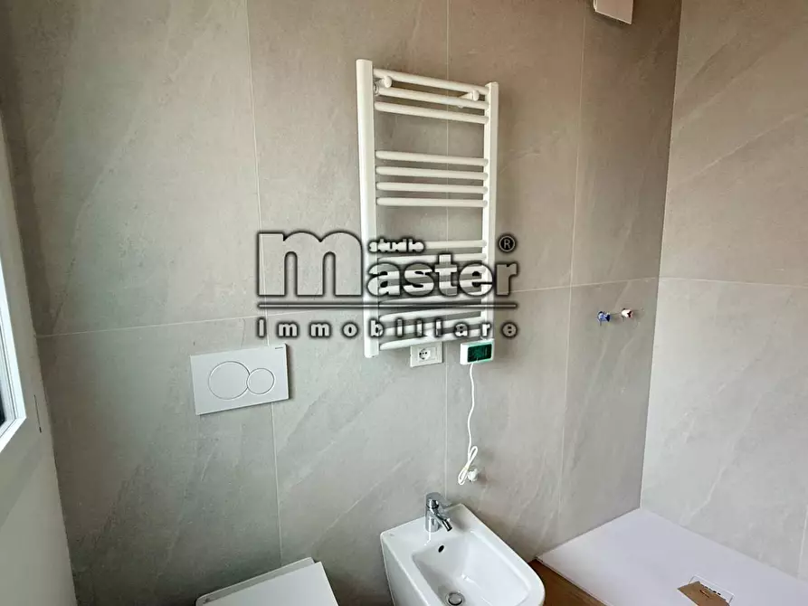 Immagine 9 di Appartamento in vendita  in viale luzzatti a Treviso