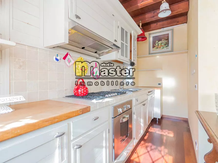 Immagine 7 di Villa in vendita  in VIA BARACCA a Treviso