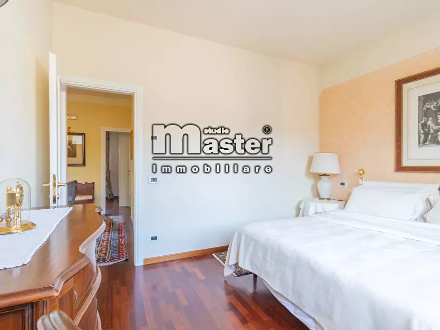 Immagine 17 di Villa in vendita  in VIA BARACCA a Treviso