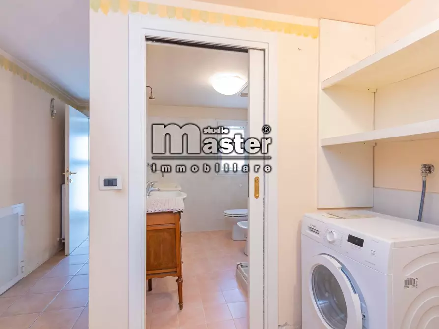 Immagine 19 di Villa in vendita  in VIA BARACCA a Treviso