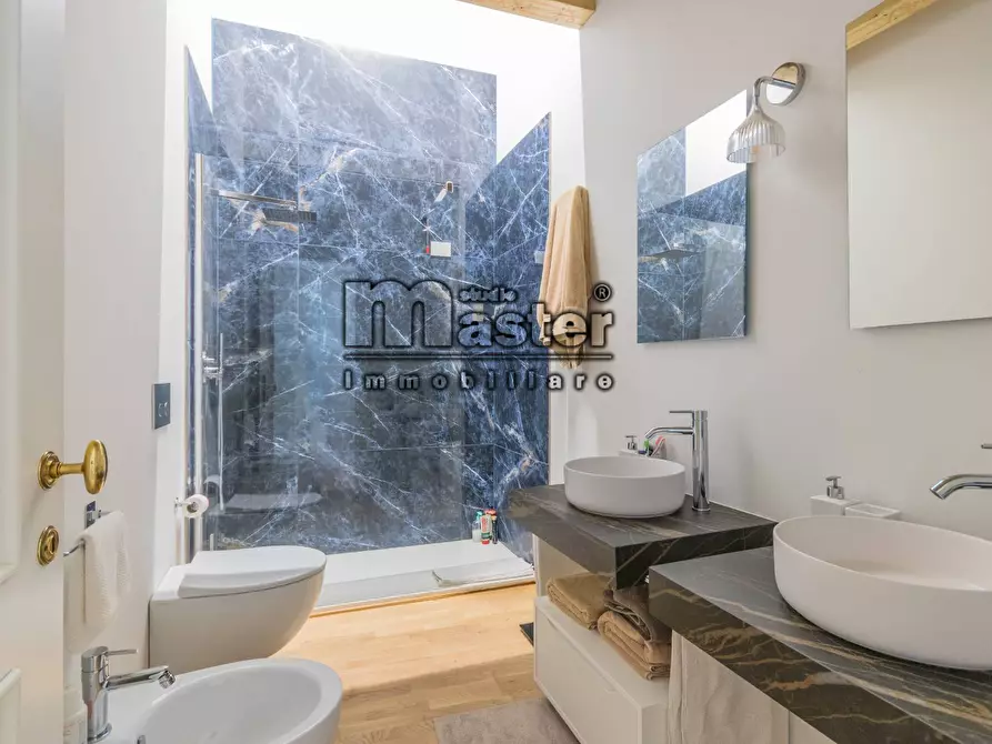 Immagine 11 di Appartamento in vendita  in piazza pio x a Treviso