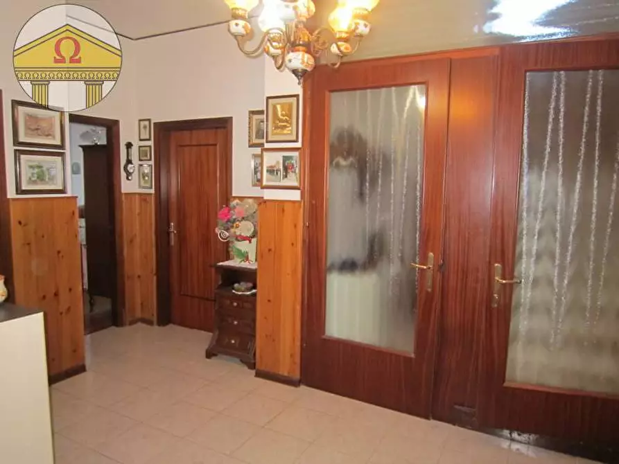 Immagine 6 di Villa in vendita  a Paese