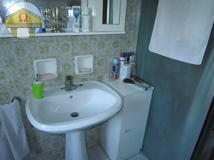 Immagine 10 di Villa in vendita  a Paese