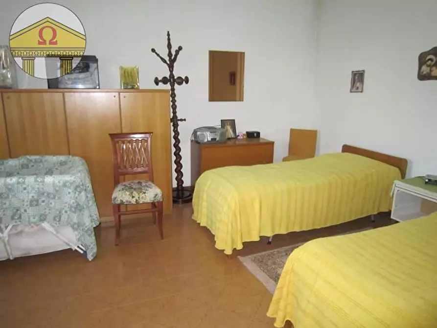 Immagine 12 di Villa in vendita  a Paese