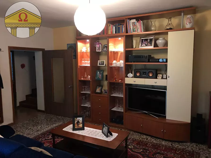 Immagine 10 di Rustico / casale in vendita  a Spresiano