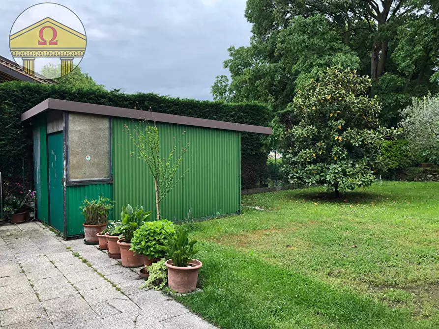 Immagine 13 di Rustico / casale in vendita  a Spresiano