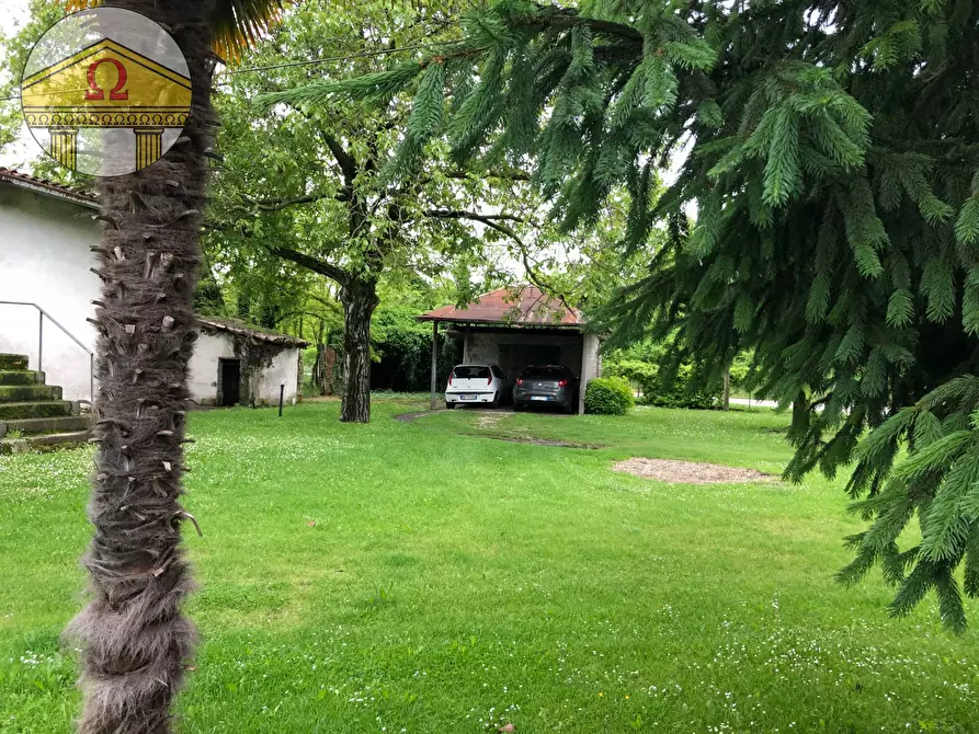 Immagine 14 di Rustico / casale in vendita  a Spresiano