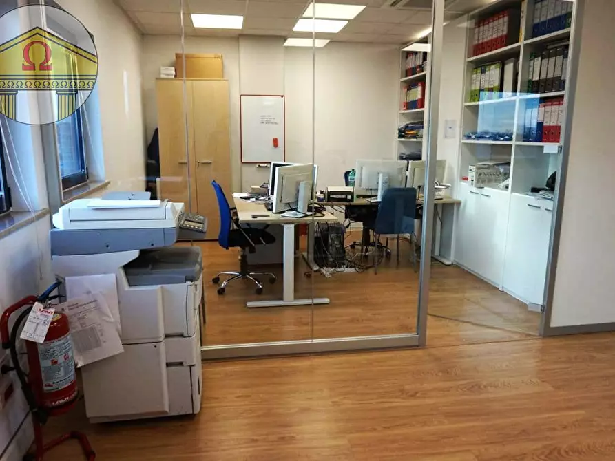 Immagine 6 di Ufficio in vendita  a Treviso