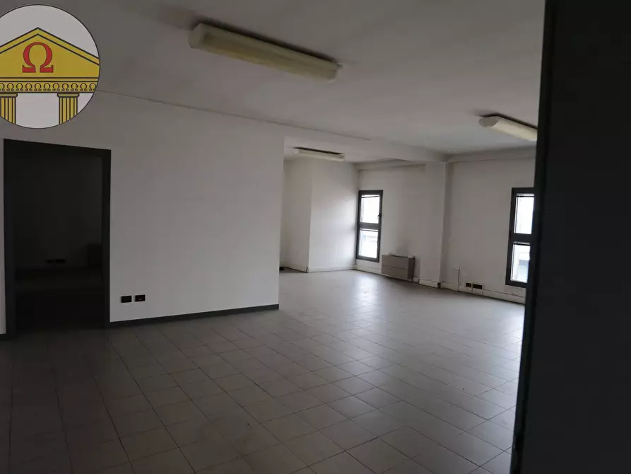 Immagine 4 di Ufficio in affitto  a Miane