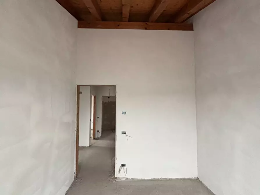 Immagine 13 di Casa semindipendente in vendita  a Arcade