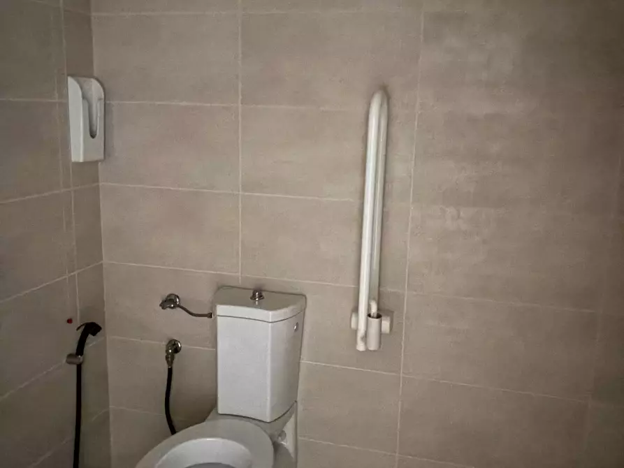 Immagine 7 di Ufficio in affitto  a Treviso