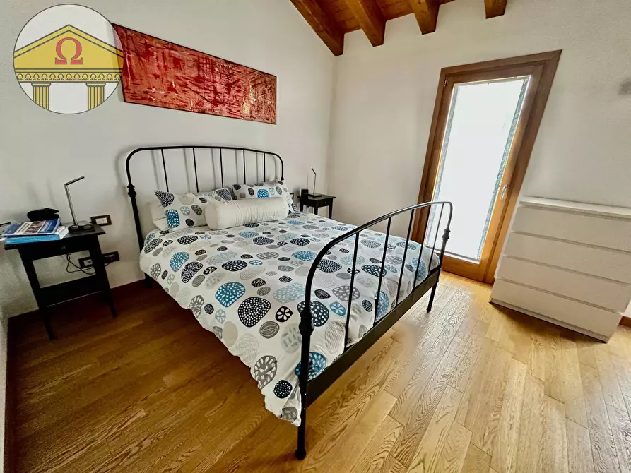 Immagine 8 di Casa semindipendente in vendita  a Miane