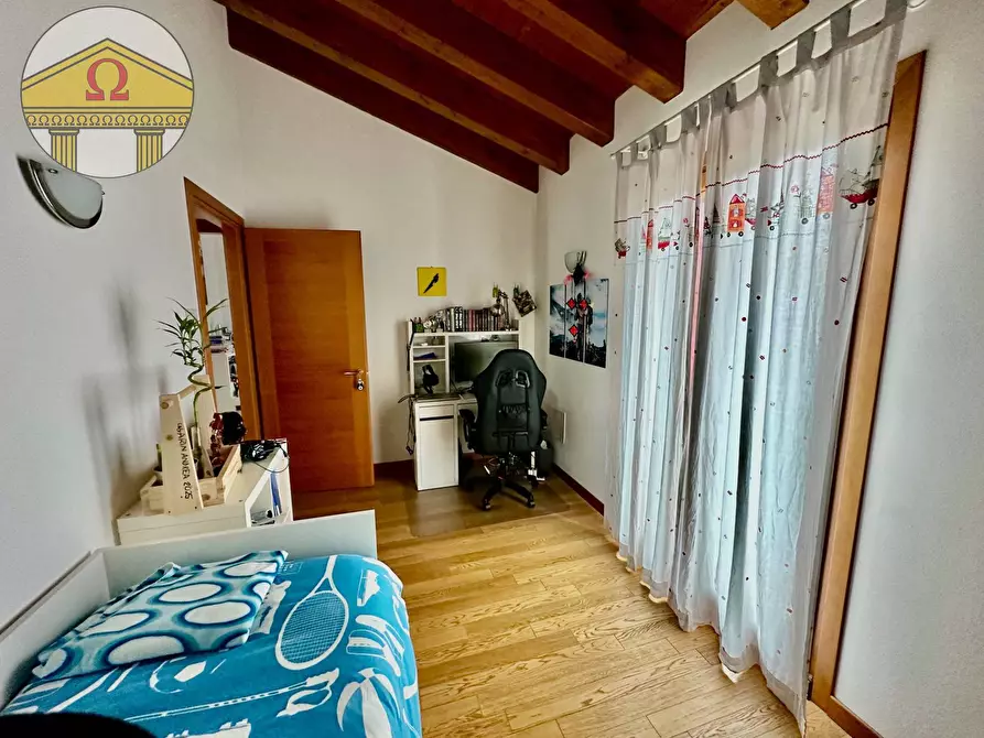 Immagine 13 di Casa semindipendente in vendita  a Miane