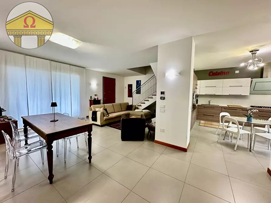 Immagine 2 di Casa semindipendente in vendita  a Miane