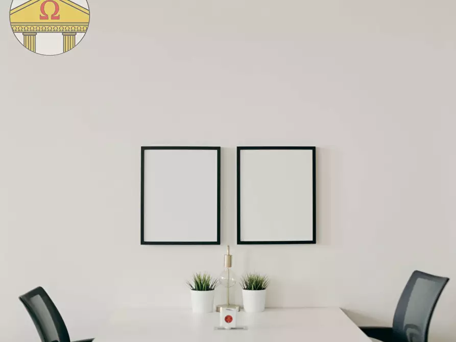 Immagine 2 di Laboratorio in vendita  a Miane