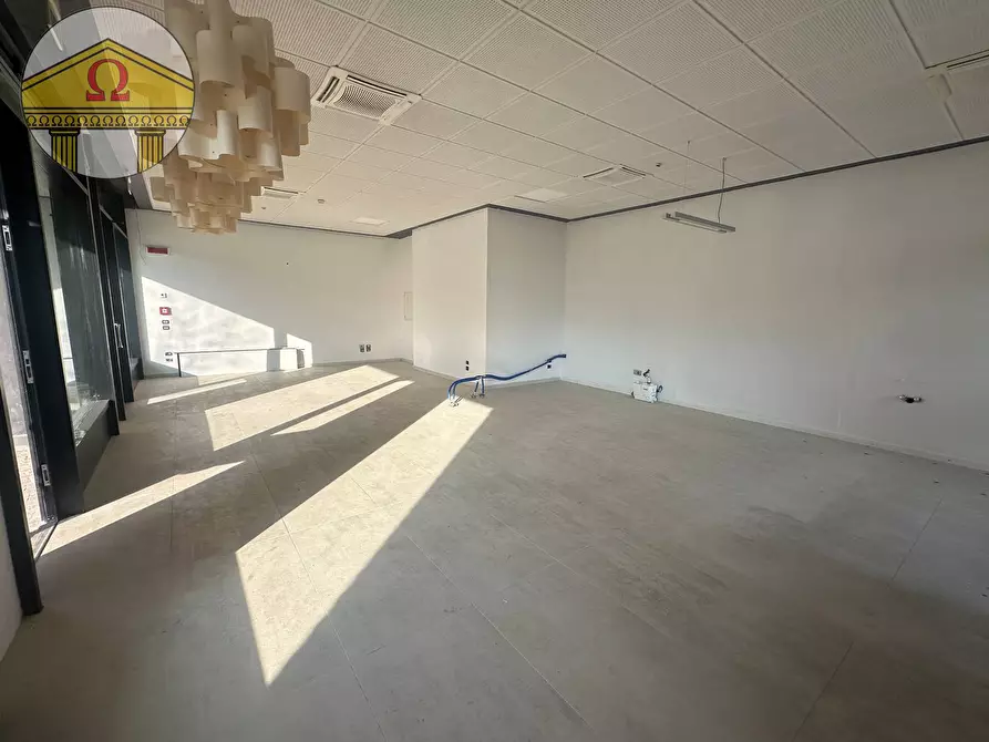 Immagine 3 di Ufficio in affitto  a Treviso