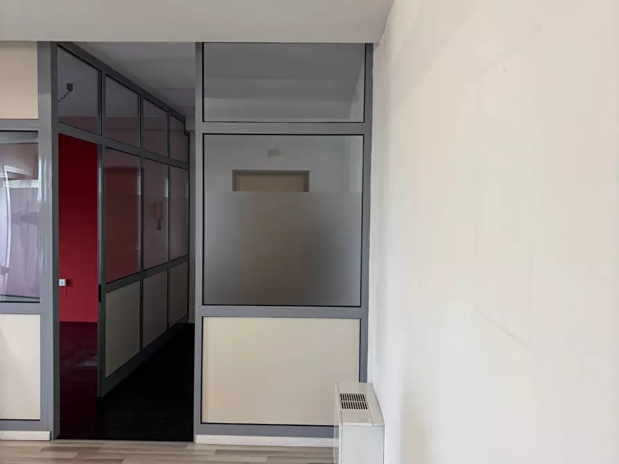 Immagine 2 di Ufficio in affitto  a Miane