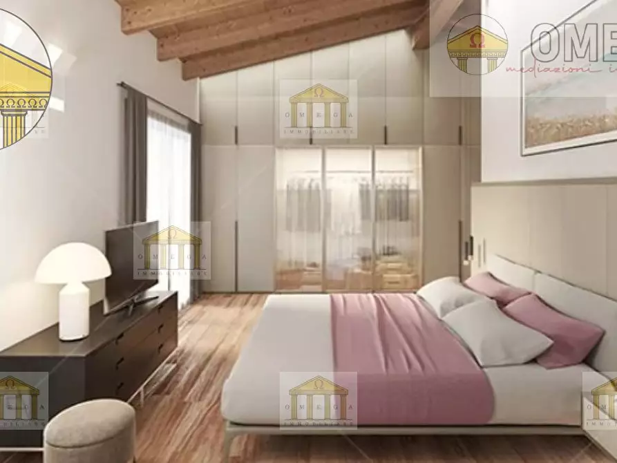 Immagine 3 di Villa in vendita  a Treviso