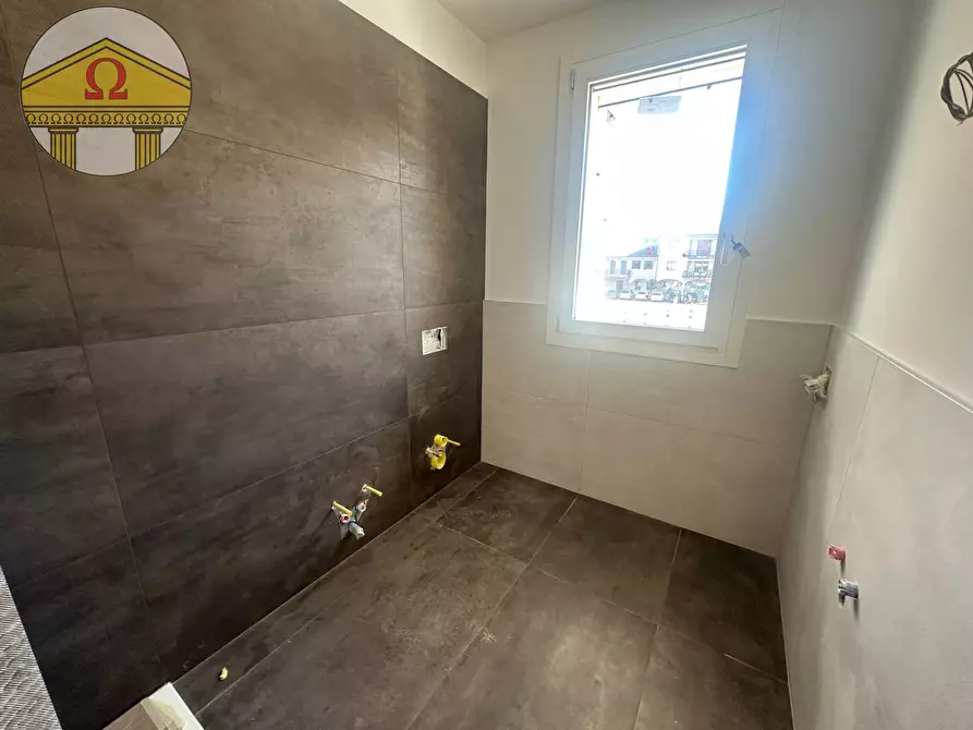 Immagine 9 di Appartamento in vendita  a Refrontolo