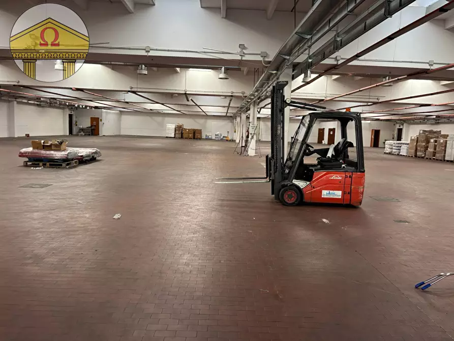 Immagine 1 di Laboratorio in affitto  a Refrontolo