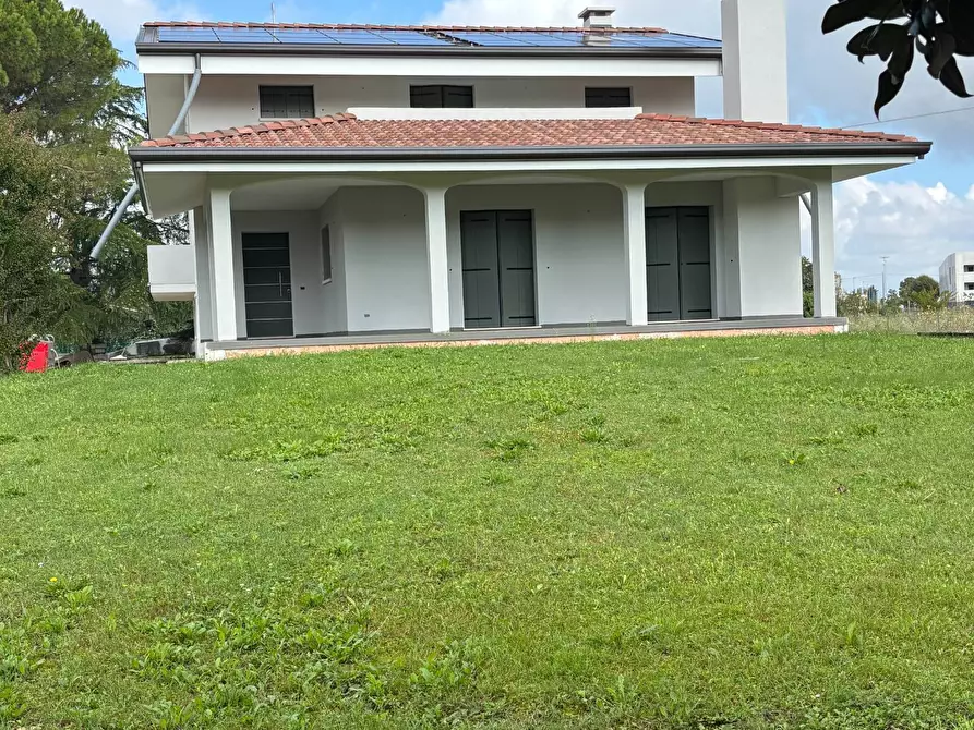 Immagine 12 di Villa in vendita  a Miane