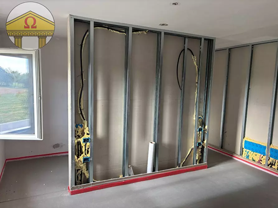 Immagine 19 di Villa in vendita  a Miane