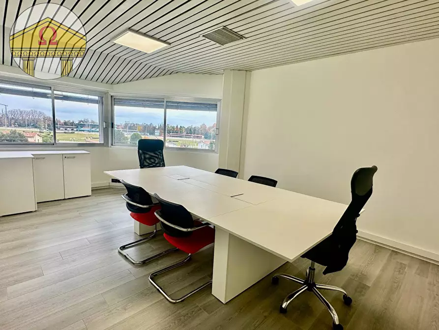 Immagine 4 di Ufficio in vendita  a Refrontolo