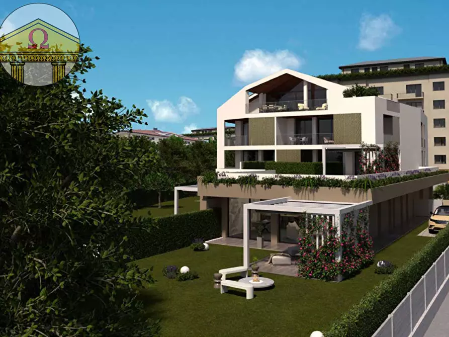 Immagine 5 di Attico in vendita  a Treviso