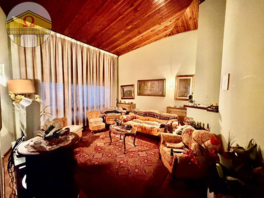 Immagine 3 di Villa in vendita  a Treviso