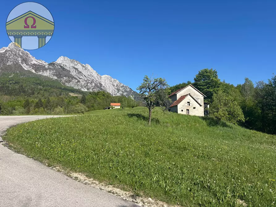 Immagine 1 di Rustico / casale in vendita  a Castellavazzo